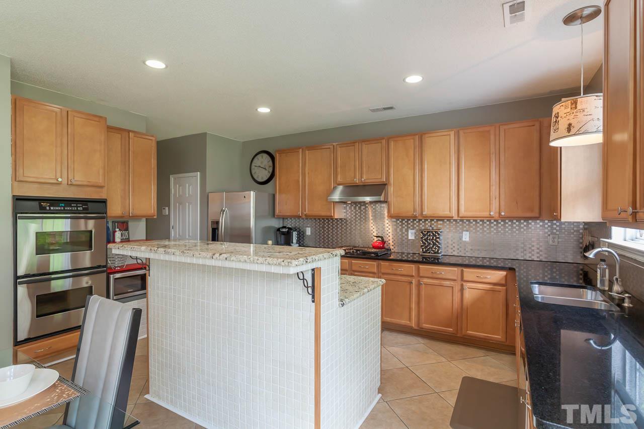 8814 Elizabeth Bennett Place Raleigh, NC 27616 - Photo 7 of 25 Gallery Image 7
