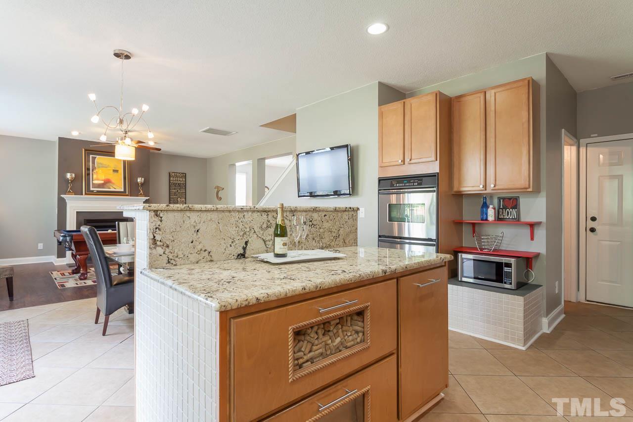 8814 Elizabeth Bennett Place Raleigh, NC 27616 - Photo 9 of 25 Gallery Image 9