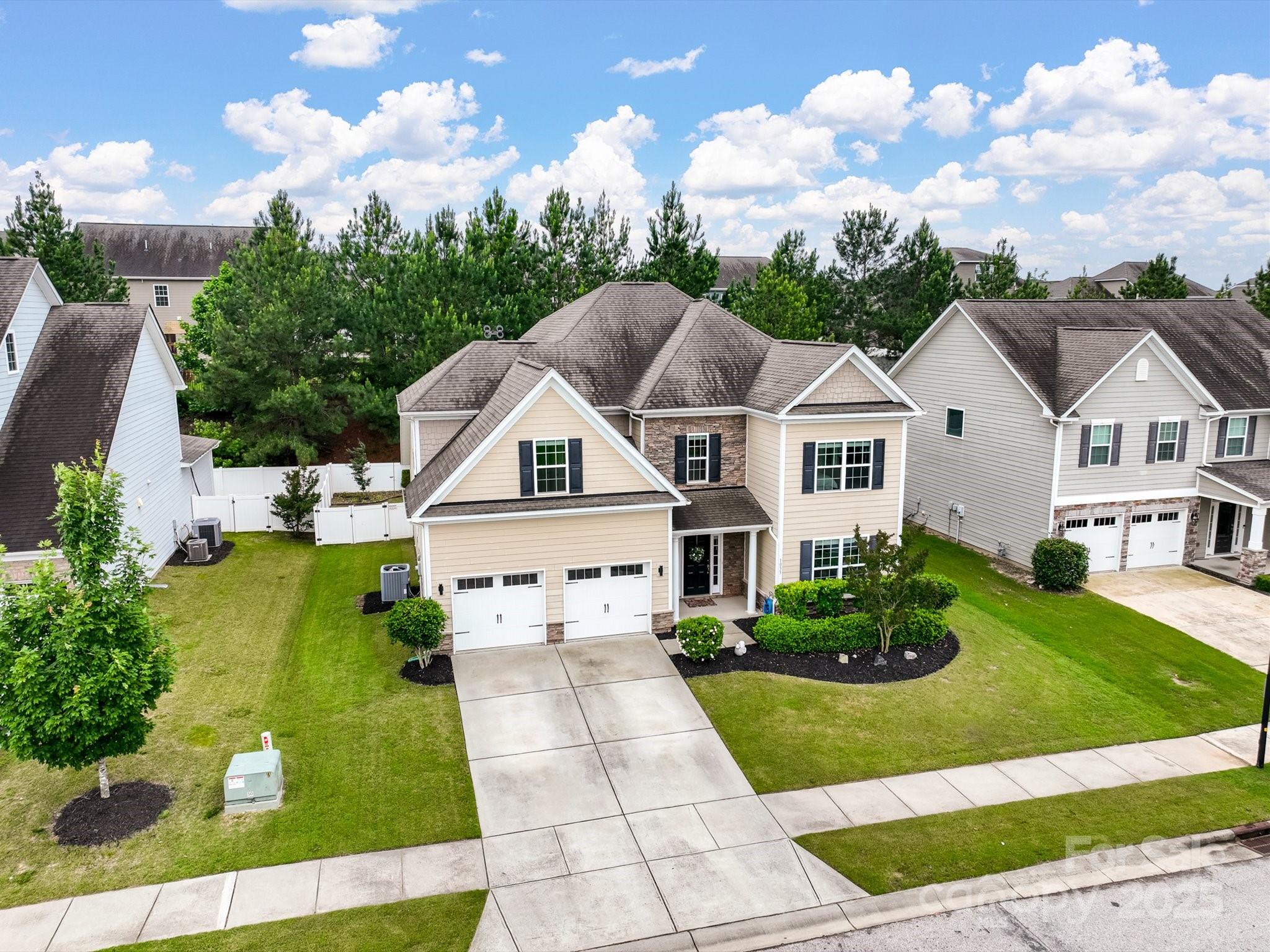 1033 Crawford Drive Lancaster, SC 29720 - Photo 46 of 48 a front view of a house with a yard