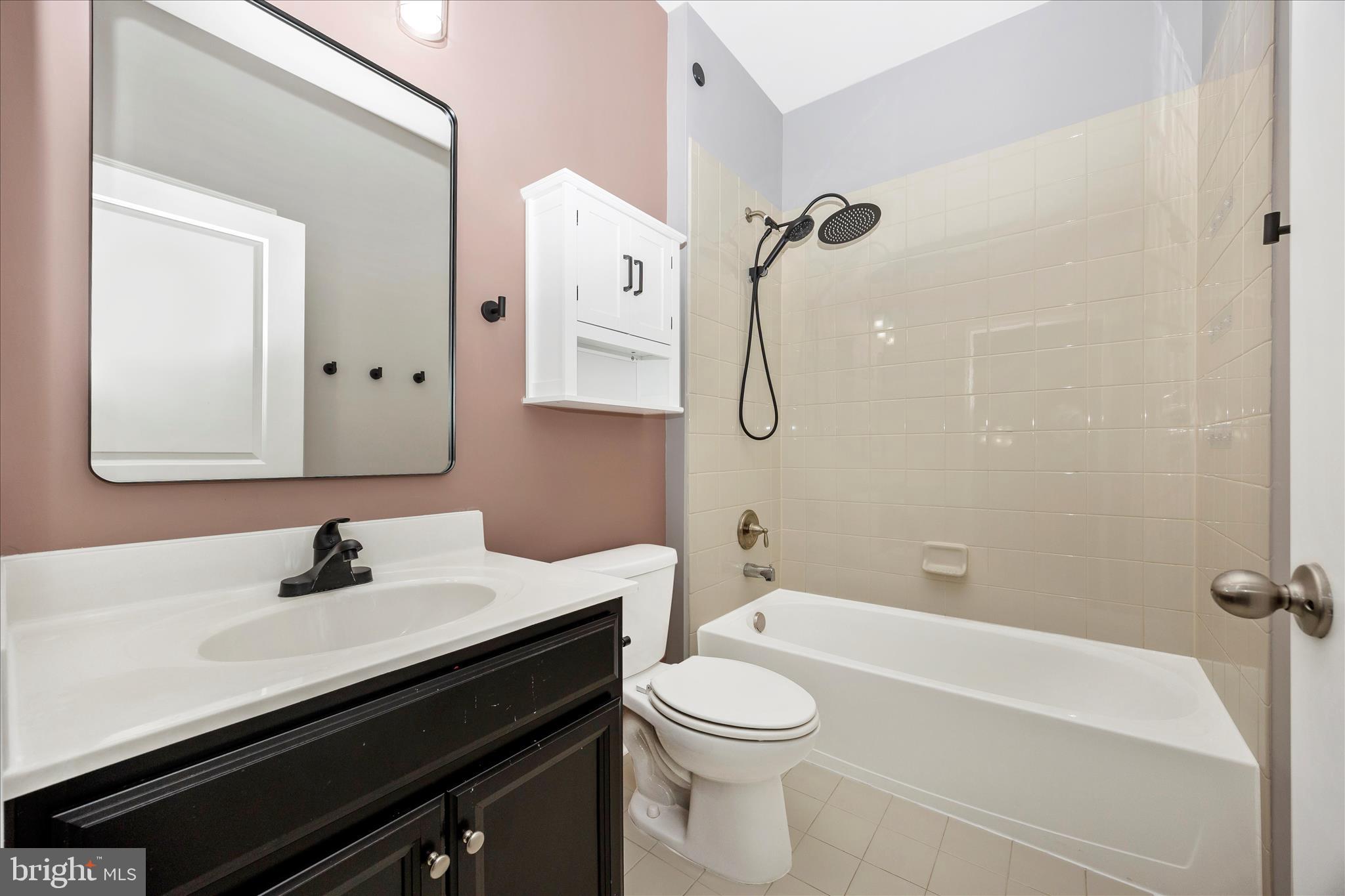 4638 Cambria Road Frederick, MD 21703 - Photo 36 of 57 Hall Bath
