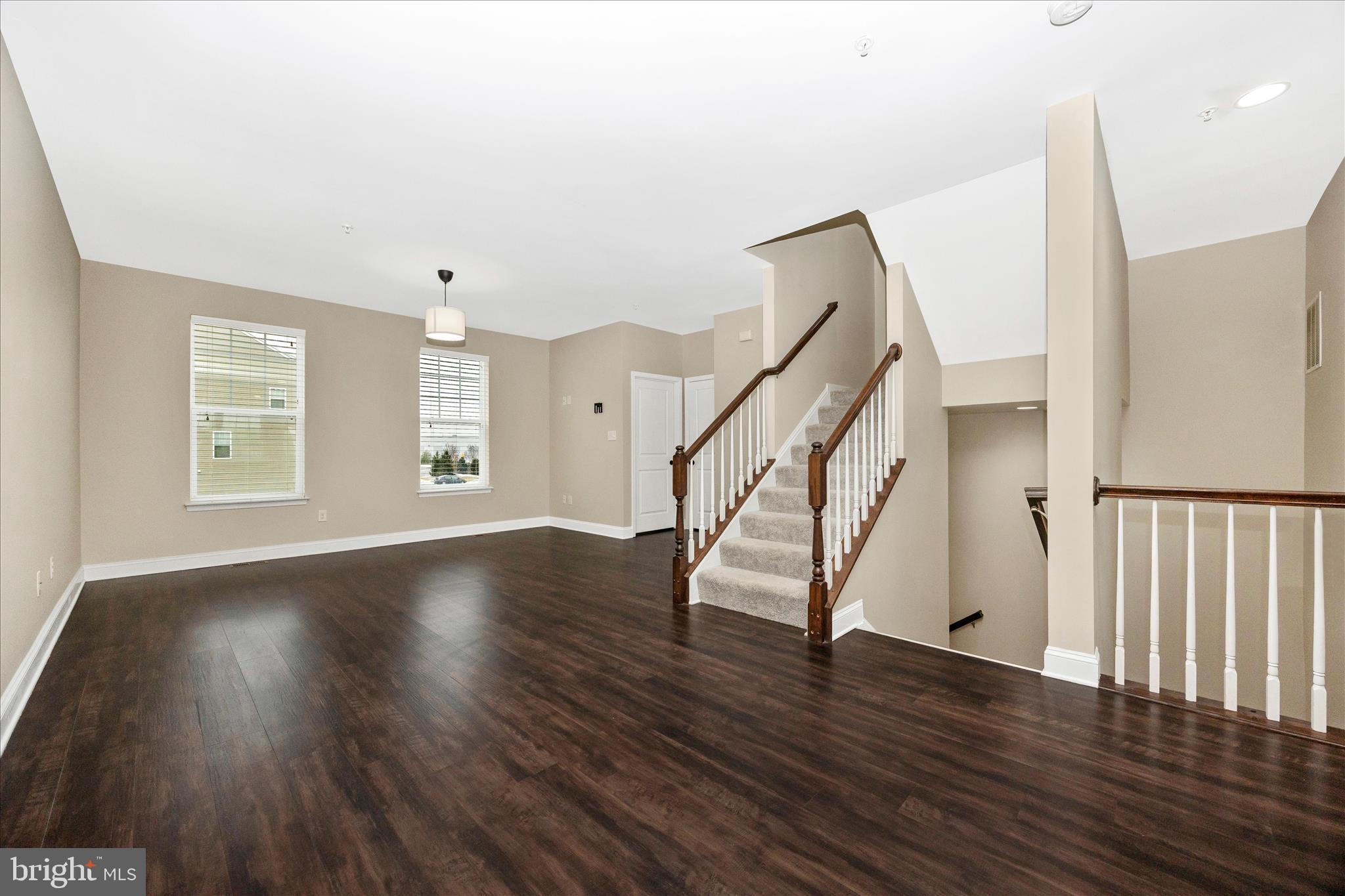 4638 Cambria Road Frederick, MD 21703 - Photo 8 of 57 Living Room
