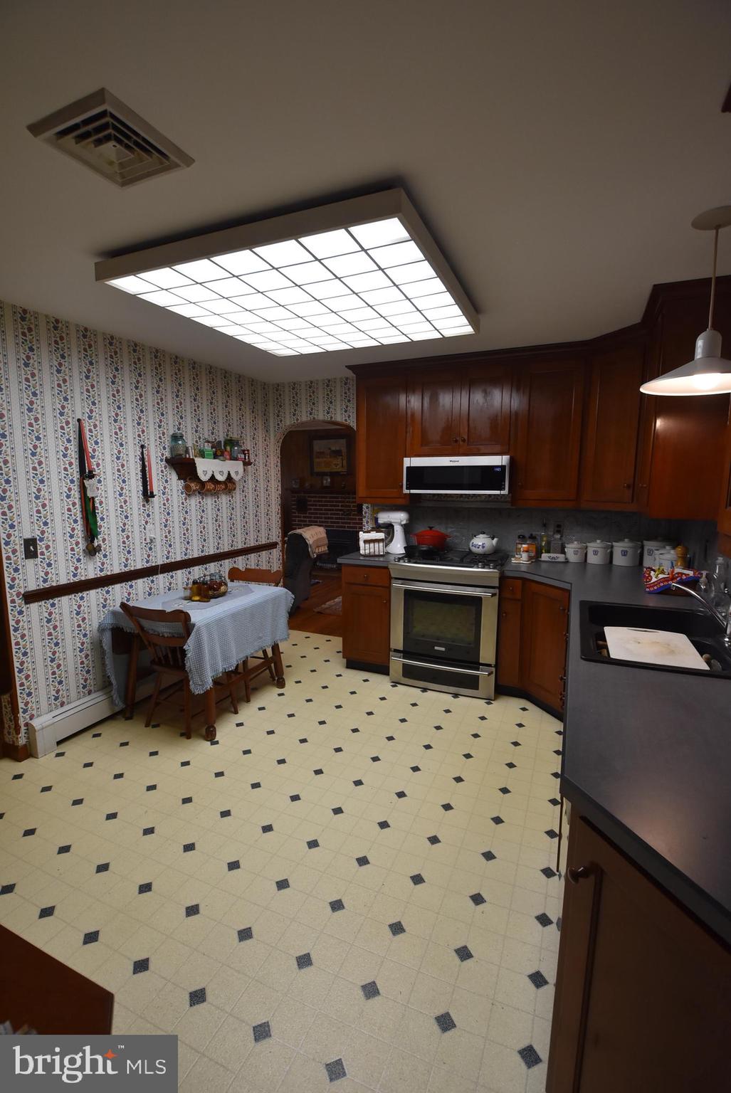 1320 Old Plains Road Pennsburg, PA 18073 - Photo 25 of 52 Gallery Image 25