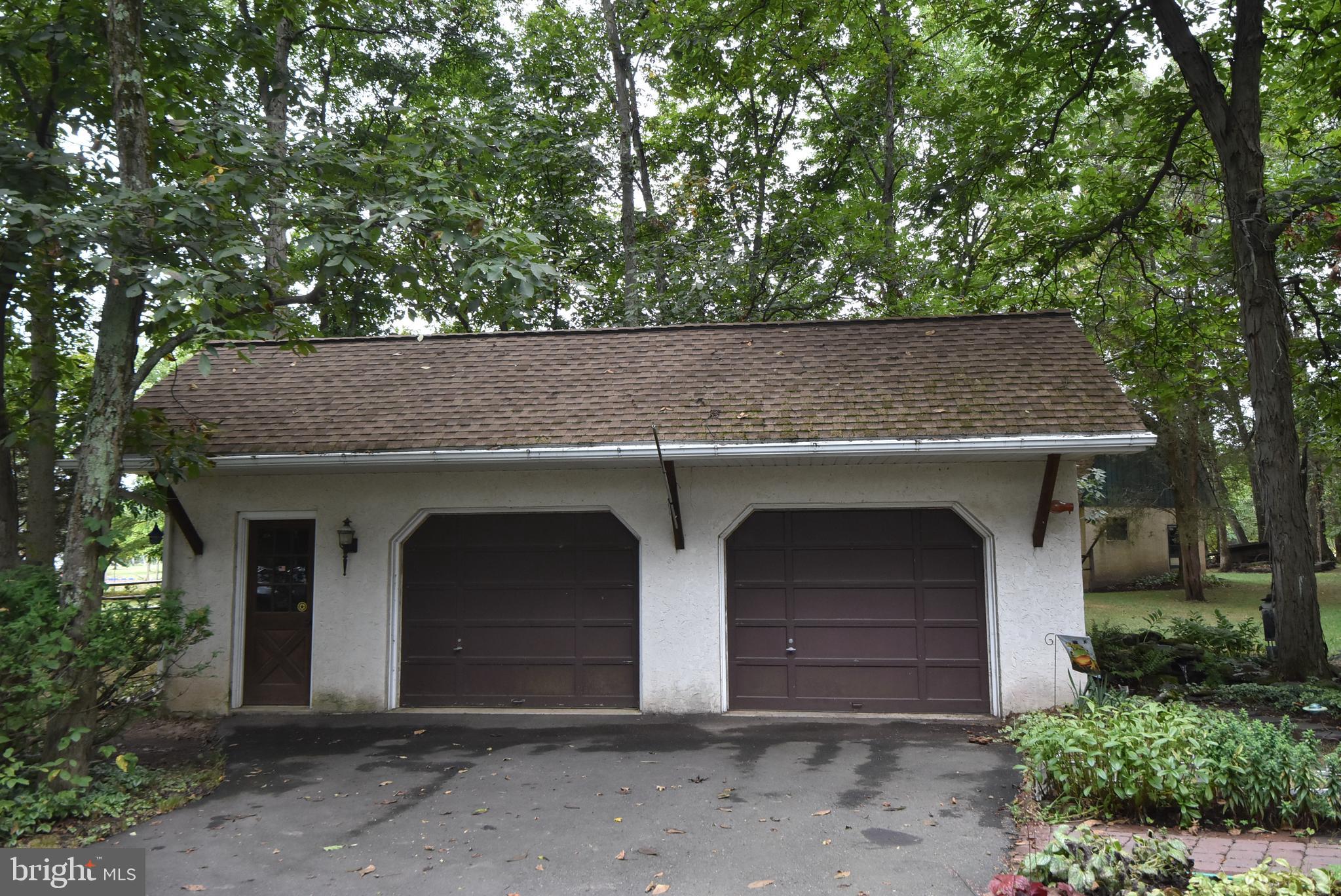 1320 Old Plains Road Pennsburg, PA 18073 - Photo 4 of 52 Gallery Image 4