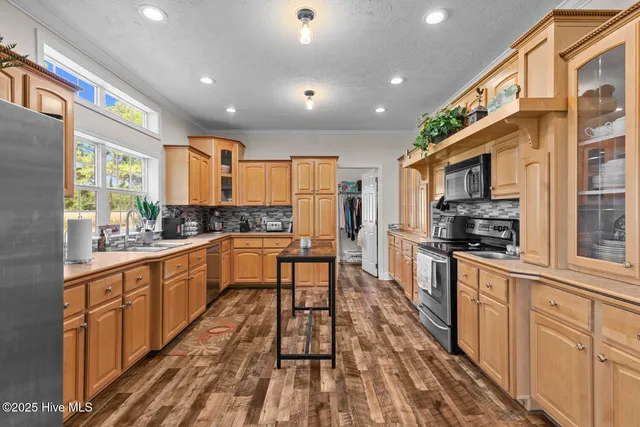 $550,000 | 1560 Fountaintown Road, Chinquapin, NC 28521