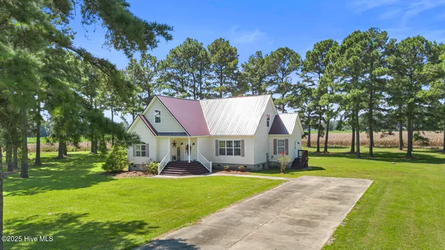 $550,000 | 1560 Fountaintown Road, Chinquapin, NC 28521