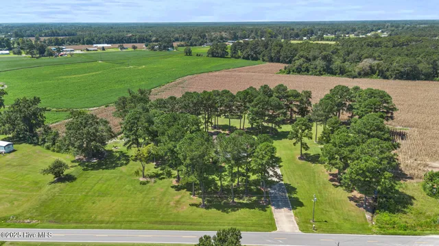 $550,000 | 1560 Fountaintown Road, Chinquapin, NC 28521