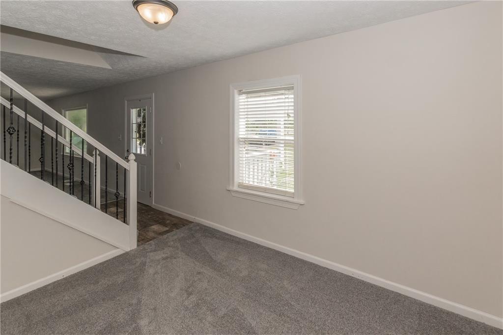 2720 South Hunter Road Indianapolis, IN 46203 - Photo 4 of 28 Gallery Image 4