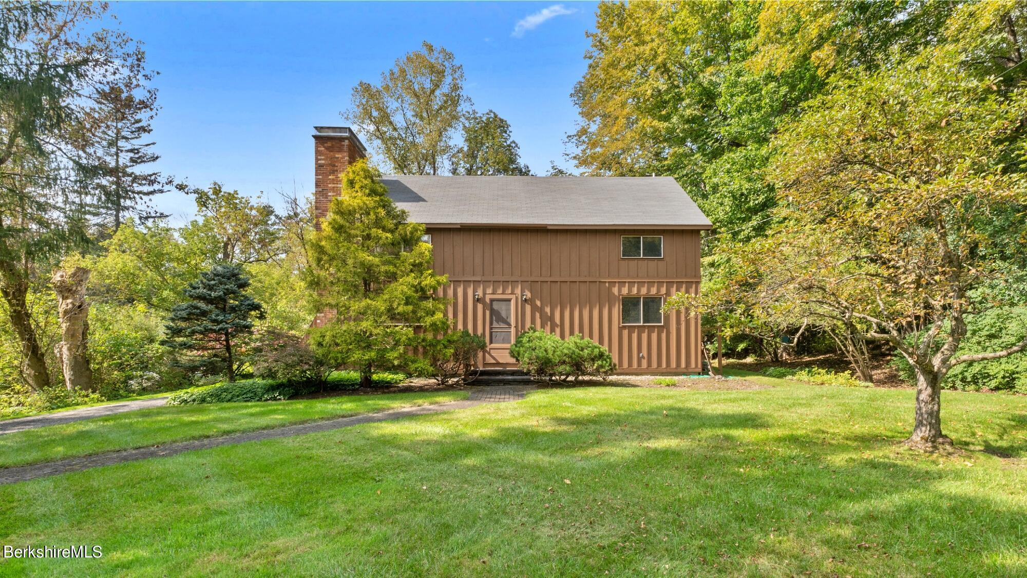 3 Yale Hill Rd