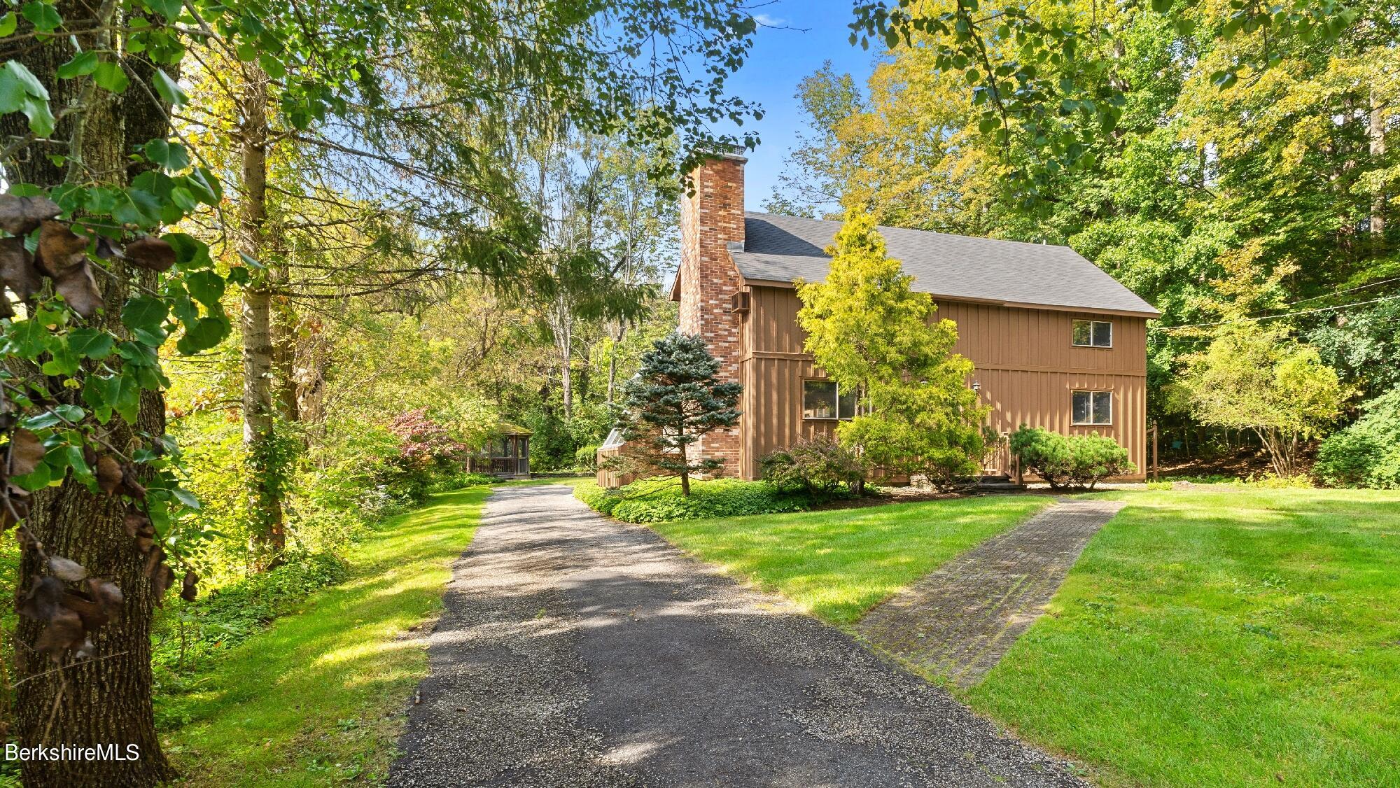 3 Yale Hill Rd