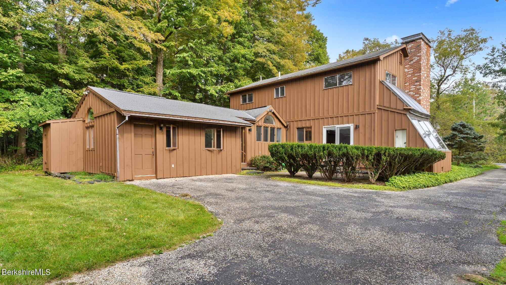 3 Yale Hill Rd