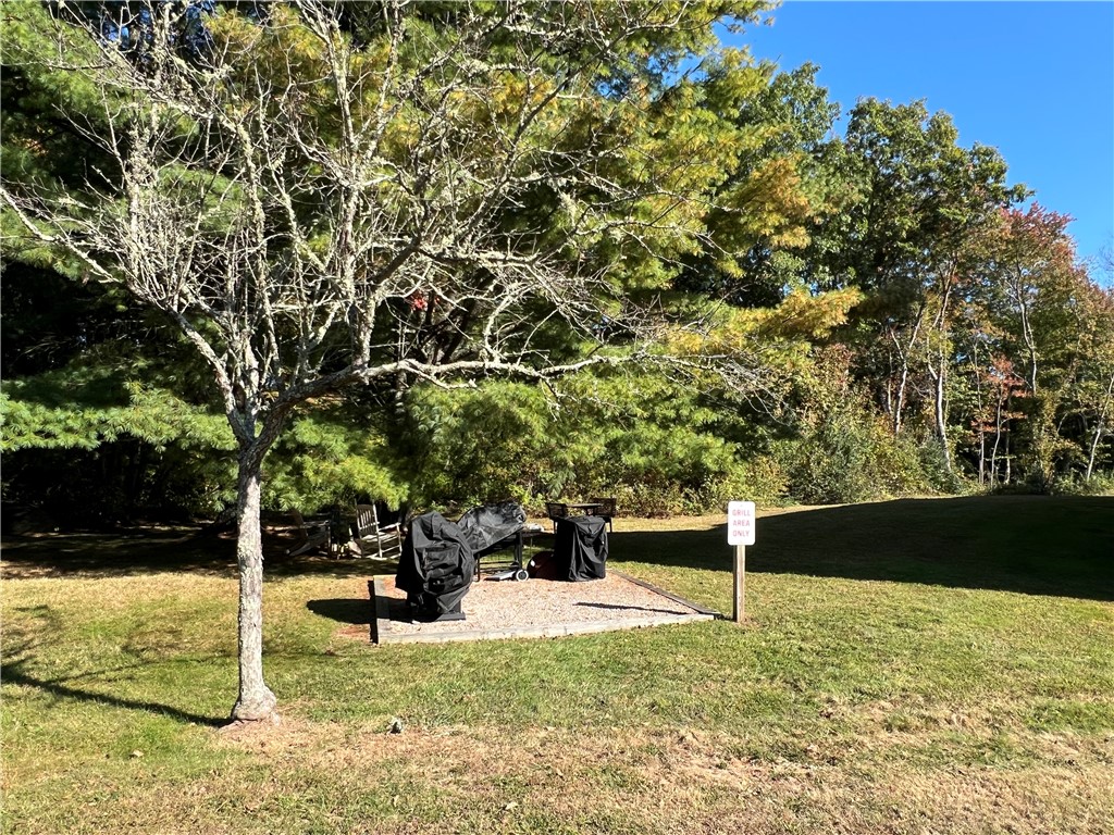 21 Apache Drive, Unit H Westerly, RI 02891 - Photo 19 of 20 Grounds