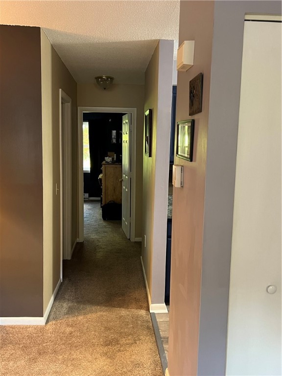 21 Apache Drive, Unit H Westerly, RI 02891 - Photo 6 of 20 Hallway