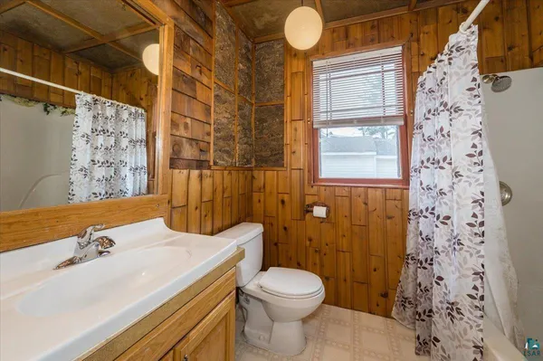 $270,000 | 405 4th Street, Cloquet, MN 55720