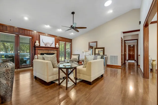 $575,000 | 6320 Loma Farm Court, Tallahassee, FL 32309