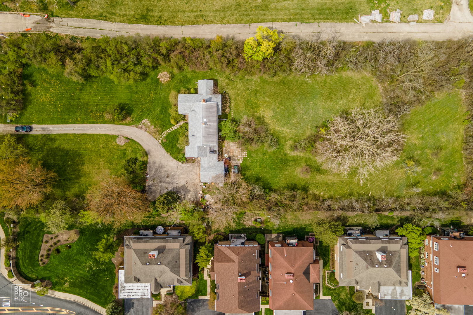 820 Dundee Road Northbrook, IL 60062 - Photo 7 of 12 a view of a city