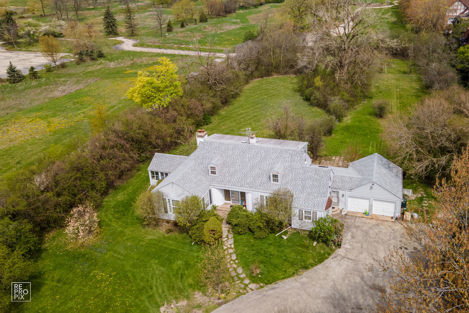 820 Dundee Road Northbrook, IL 60062 - Photo 10 of 12 an aerial view of a house with a yard
