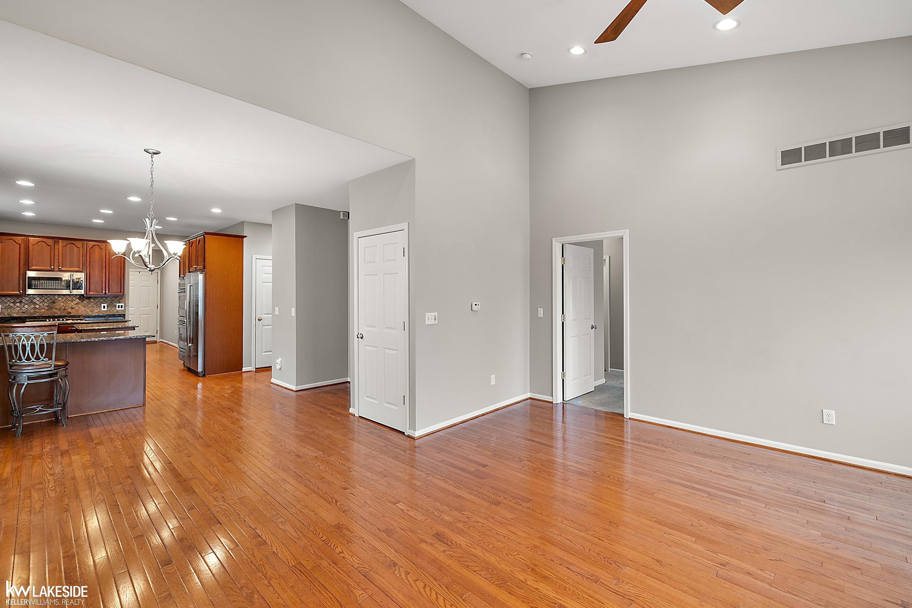 747 East Bluff Court Rochester Hills, MI 48306 - Photo 22 of 79