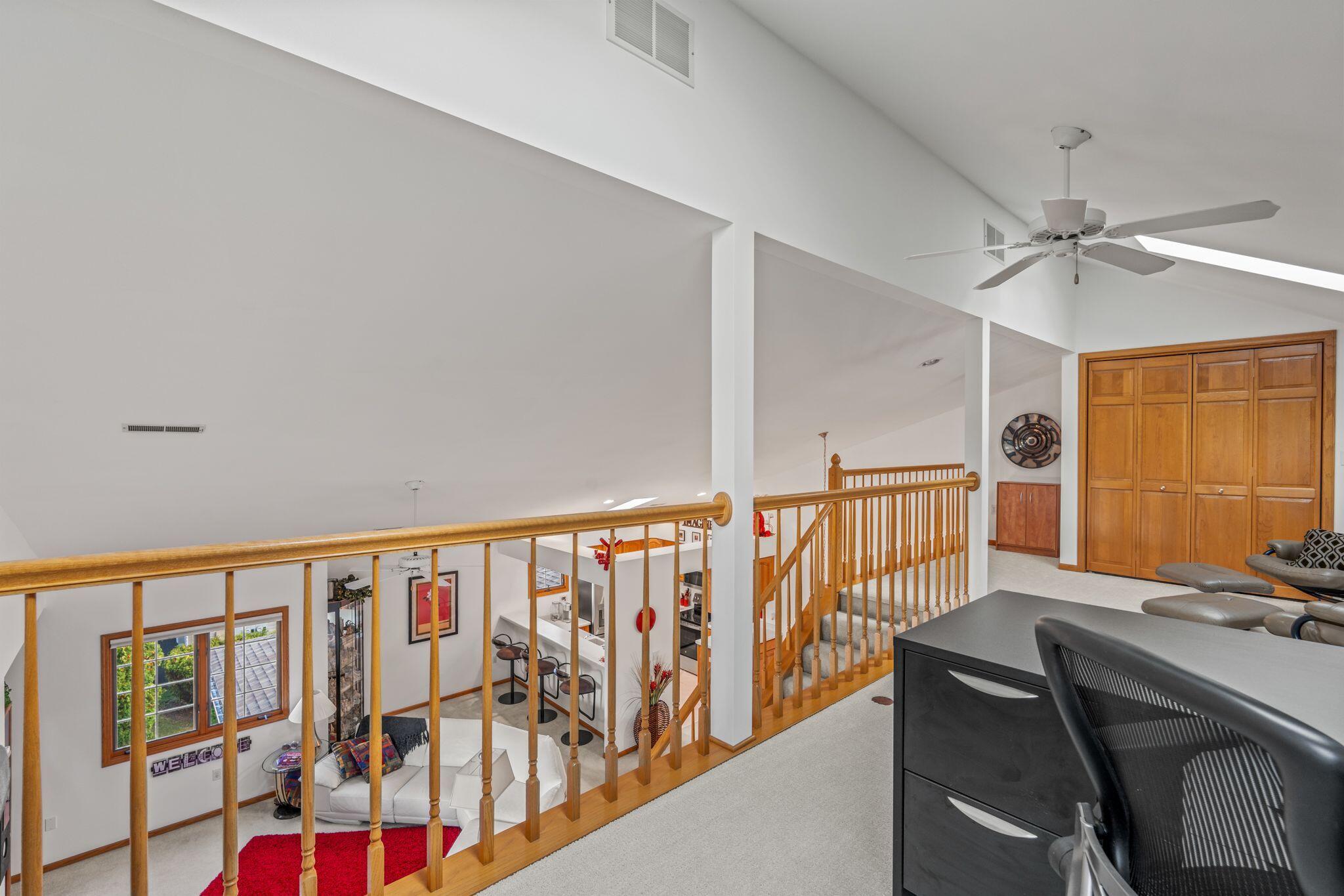 2215 Circle Ridge, Unit D Delafield, WI 53018 - Photo 23 of 26 Loft