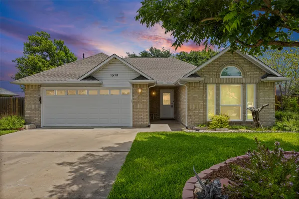 $265,000 | 1510 Sunrise Terrace, Lockhart, TX 78644