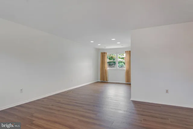 $3,500 | 852 Birchwood Court, Arnold, MD 21012