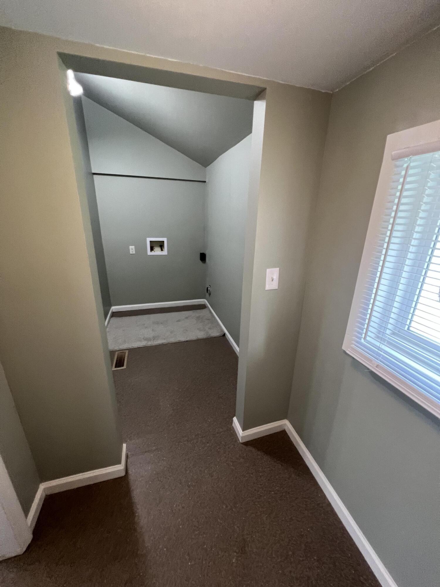 1554 Kenton Street Springfield, OH 45505 - Photo 13 of 33