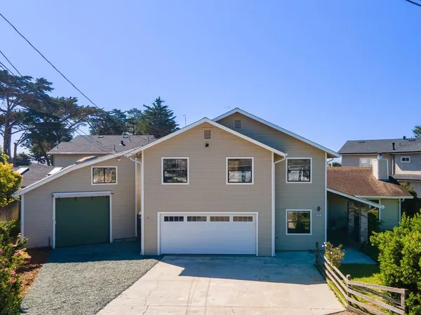 $1,699,000 | 515 Sonora Avenue, El Granada, CA 94019