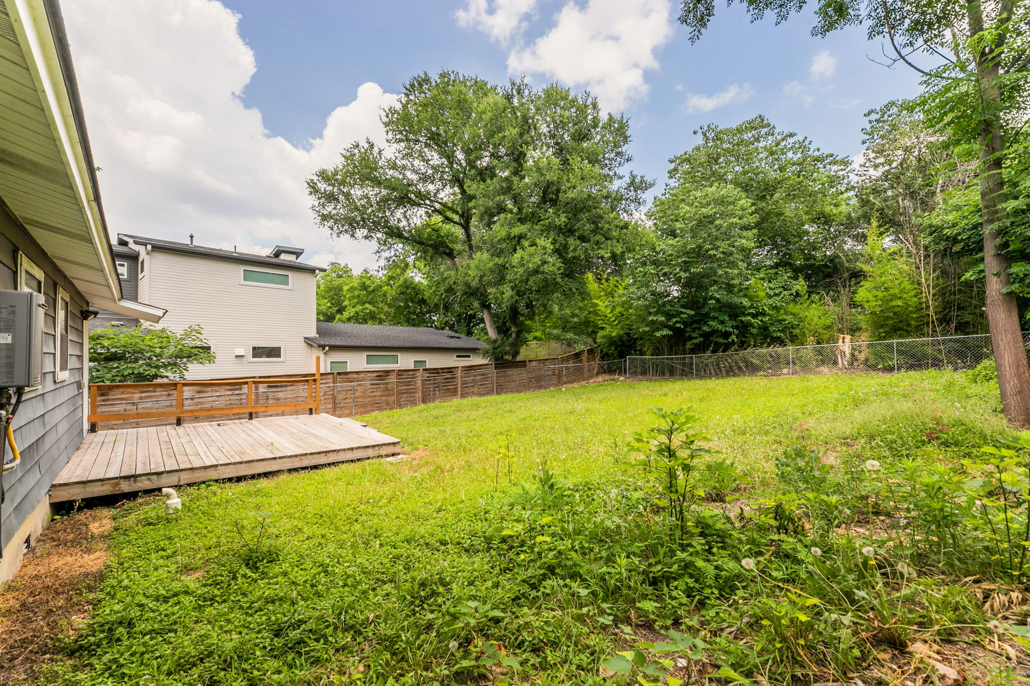 1717 Bunche Road Austin, TX 78721 - Photo 24 of 26 Gallery Image 24