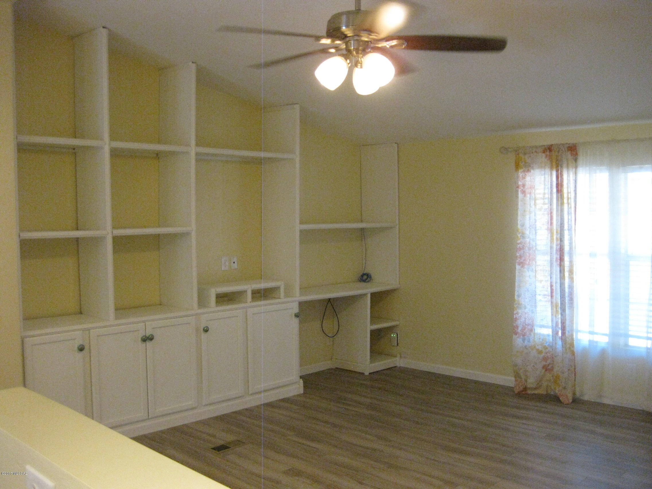 7365 North Pear Tree Road Tucson, AZ 85743 - Photo 10 of 31 Gallery Image 10
