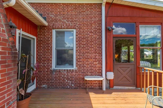 $995,000 | 1594 Vermont Rte 7a, Shaftsbury, VT 05262