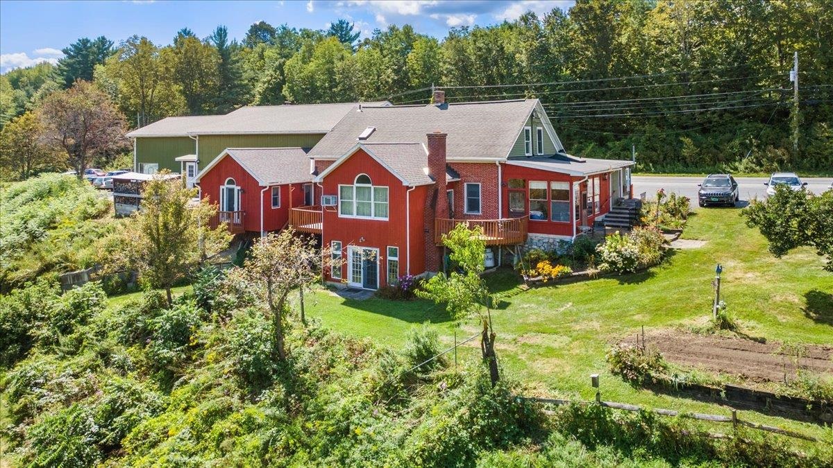 1594 Vermont Rte 7a Shaftsbury, VT 05262 - Photo 2 of 37