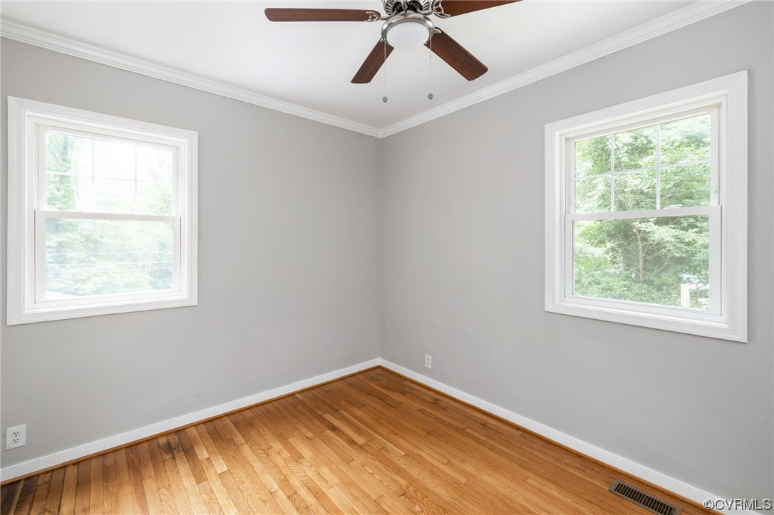 6425 Poplar Road Quinton, VA 23141 - Photo 24 of 43 Bedroom #2 with refinished hardwoods, closet and c