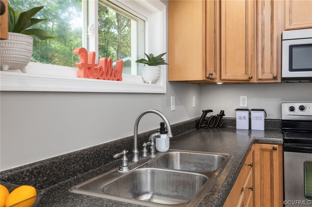 6425 Poplar Road Quinton, VA 23141 - Photo 9 of 43 Gallery Image 9