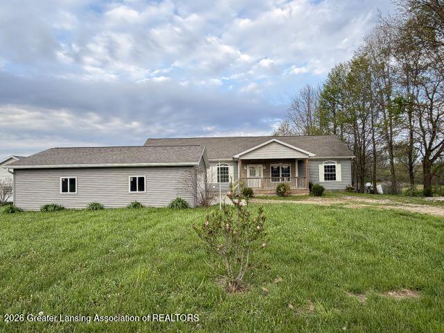 9503 Babcock Road Bellevue, MI 49021 - Photo 2 of 34 IMG_0672