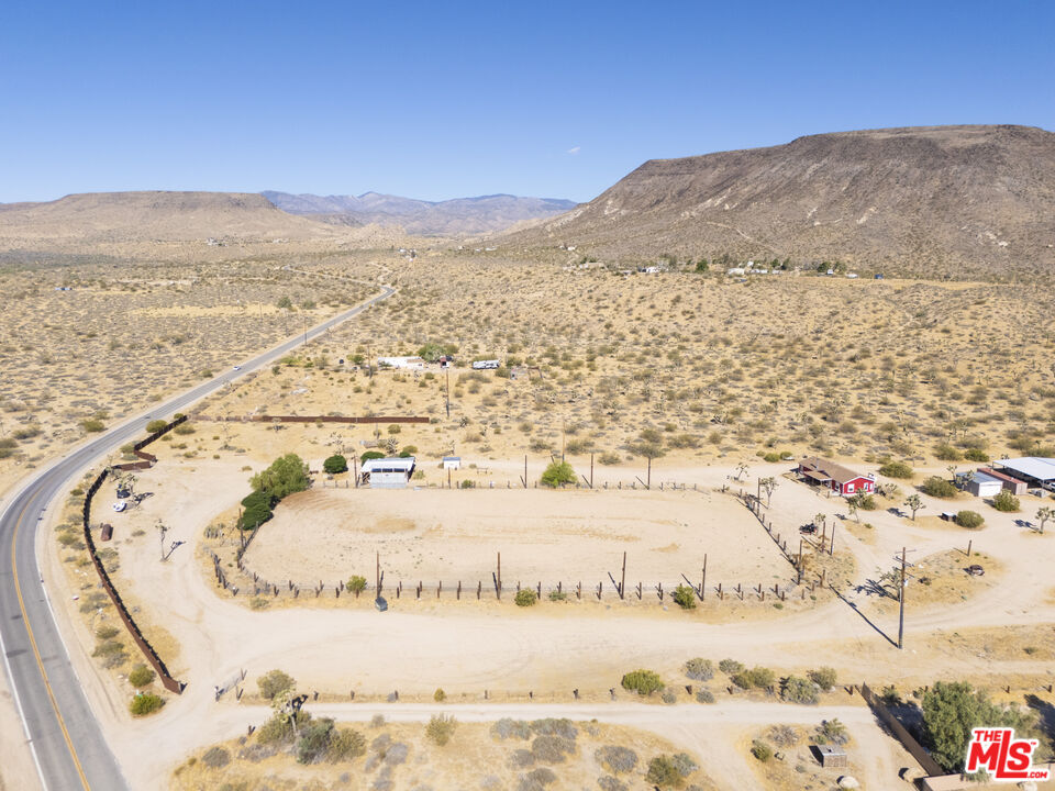 55616 Pipes Canyon Road Yucca Valley, CA 92284 - Photo 29 of 46