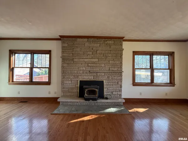 $199,000 | 4236 North Prospect Road, Peoria, IL 61603