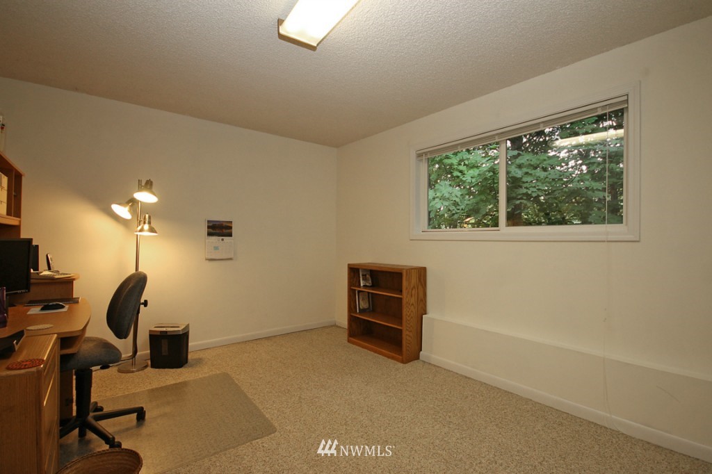 10622 Northeast 147th Street Bothell, WA 98011 - Photo 20 of 22 Gallery Image 20