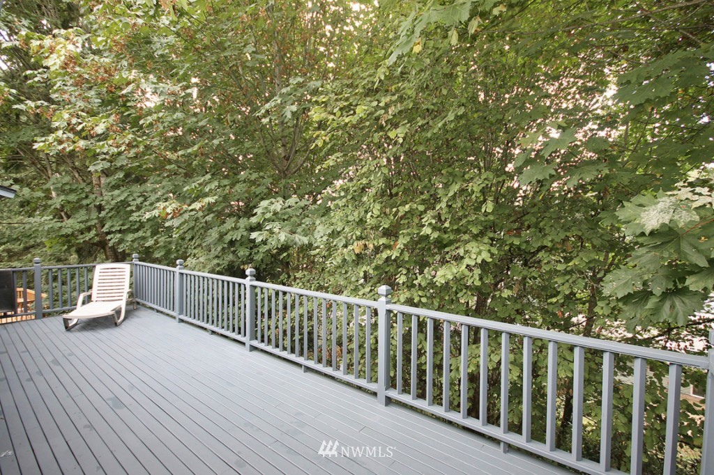 10622 Northeast 147th Street Bothell, WA 98011 - Photo 21 of 22 Gallery Image 21