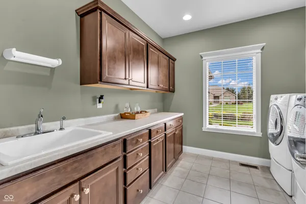 $699,900 | 1522 South Millcreek Road, Greensburg, IN 47240