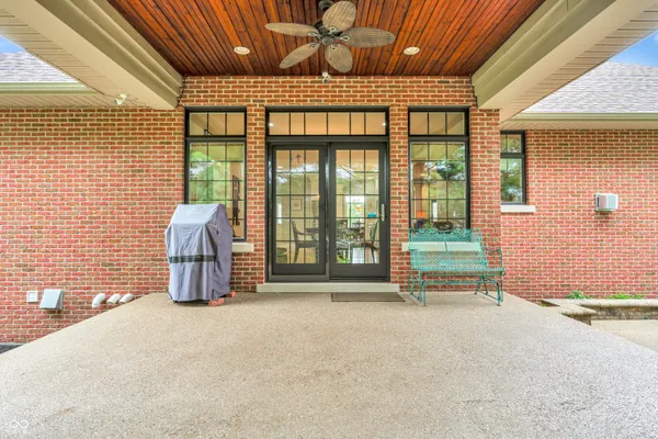 $699,900 | 1522 South Millcreek Road, Greensburg, IN 47240