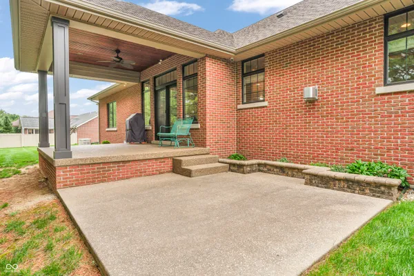 $699,900 | 1522 South Millcreek Road, Greensburg, IN 47240