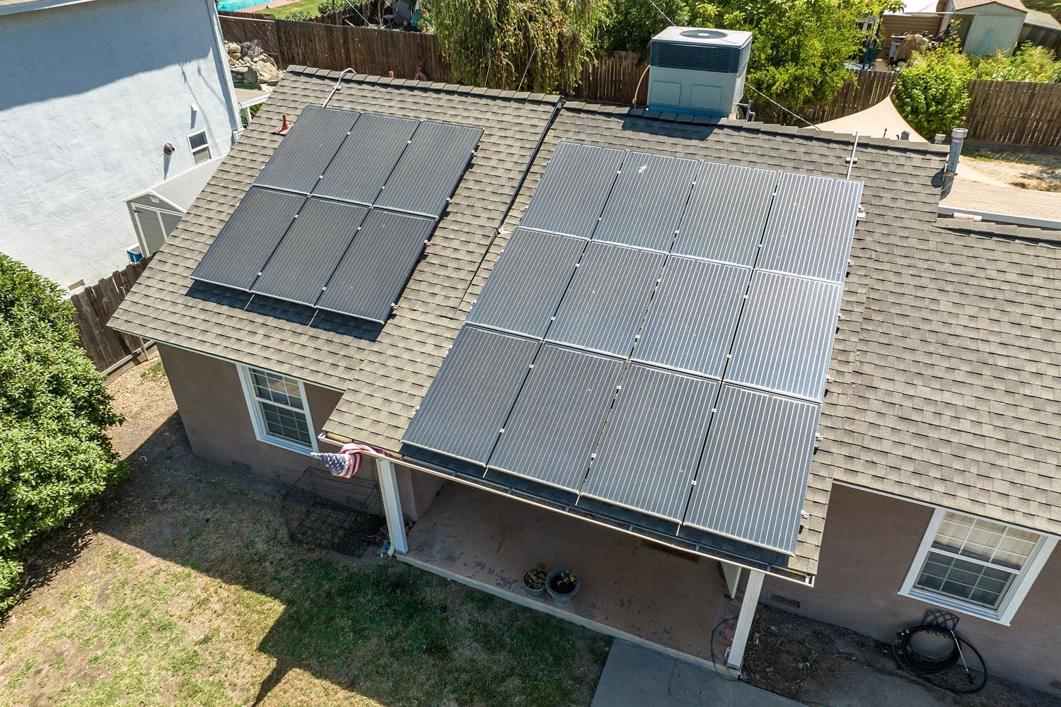 1841 Easy Street Hanford, CA 93230 - Photo 14 of 16 an outdoor space with lounge chair