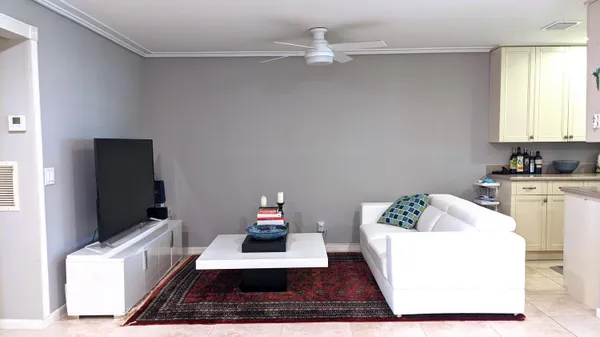$1,600 | 1024 South Oakridge Circle, Lake Worth, FL 33462