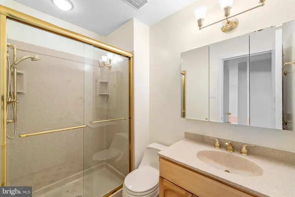 $2,050 | 1640 Oakwood Drive, Unit W114, Narberth, PA 19072
