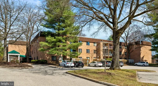 $2,050 | 1640 Oakwood Drive, Unit W114, Narberth, PA 19072
