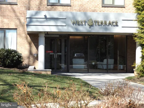 $2,050 | 1640 Oakwood Drive, Unit W114, Narberth, PA 19072