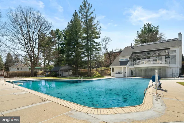 $2,050 | 1640 Oakwood Drive, Unit W114, Narberth, PA 19072