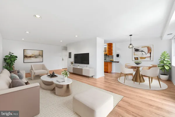 $2,050 | 1640 Oakwood Drive, Unit W114, Narberth, PA 19072