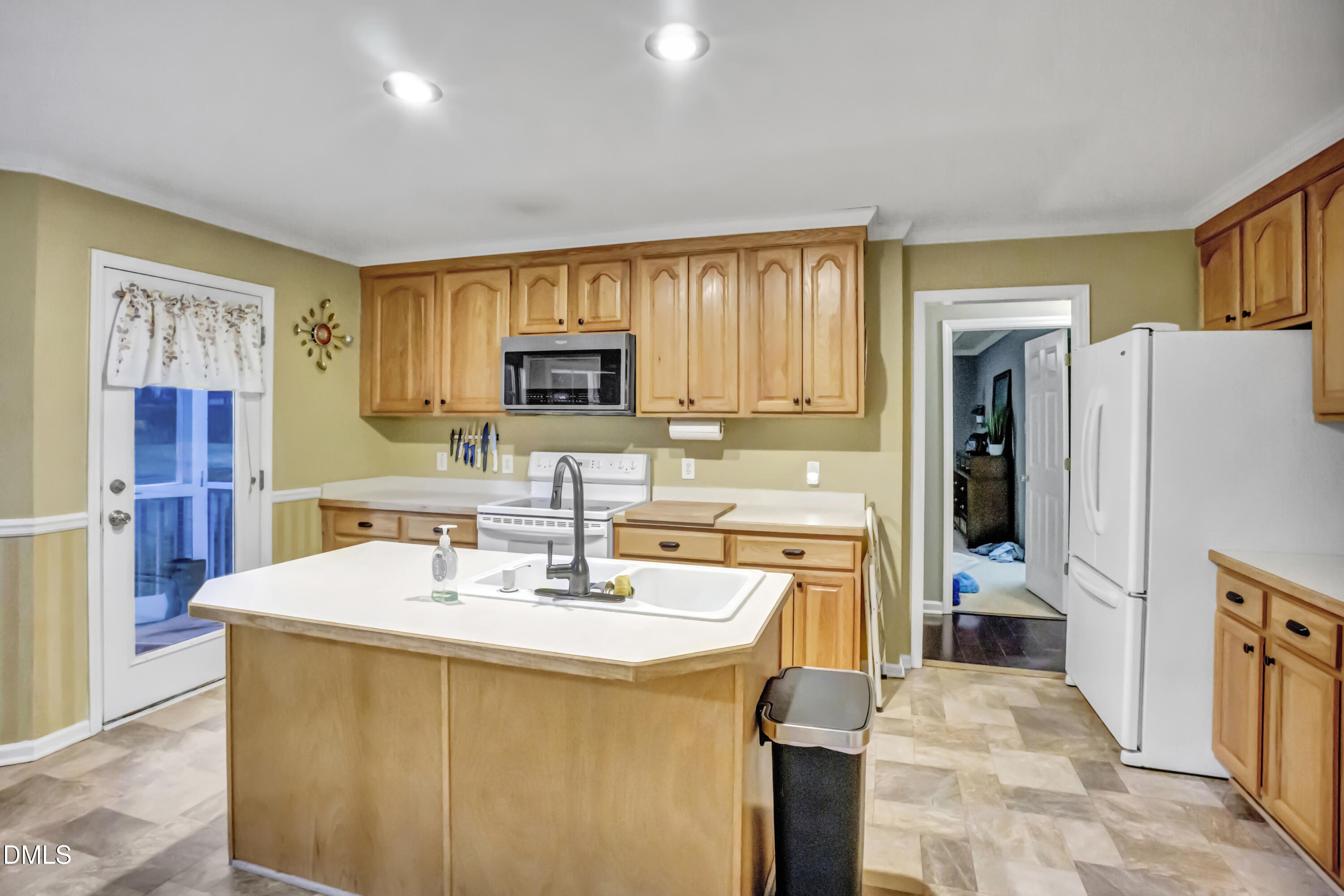 168 Line Drive Raleigh, NC 27603 - Photo 16 of 41 DSC02154