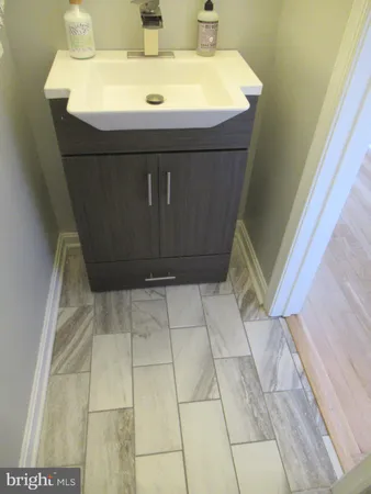 $3,300 | 9221 Graceland Place, Fairfax, VA 22031