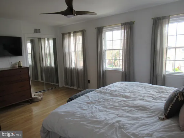 $3,300 | 9221 Graceland Place, Fairfax, VA 22031